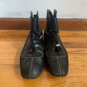 Louis Vuitton Men’s High Top Sneaker